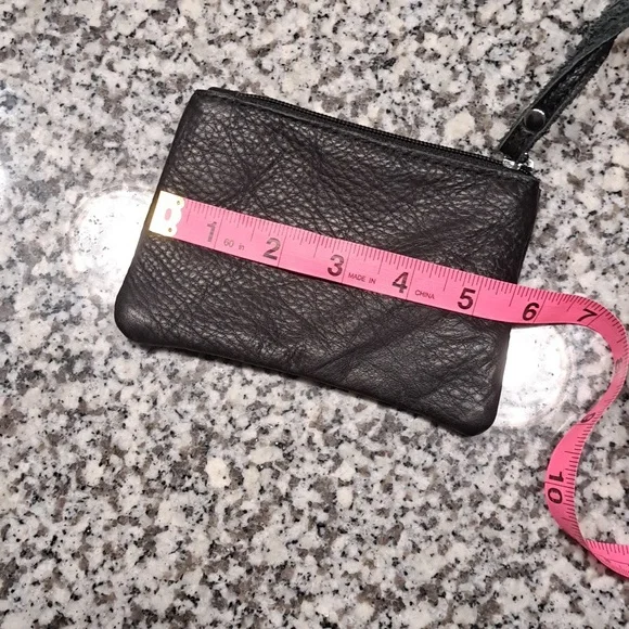 Ameri leather Black & White leather Handbag With Flowers And Diamonds - Picture 13 of 15